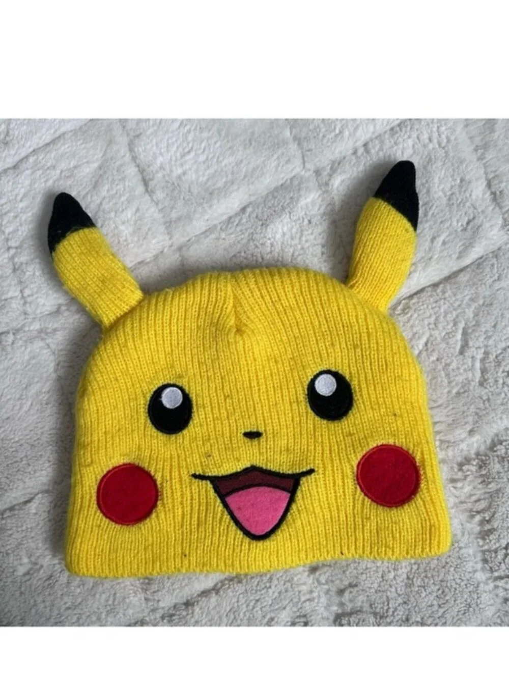 Bioworld x Pokémon | Pikachu Big Face Fleece Cap Beanie